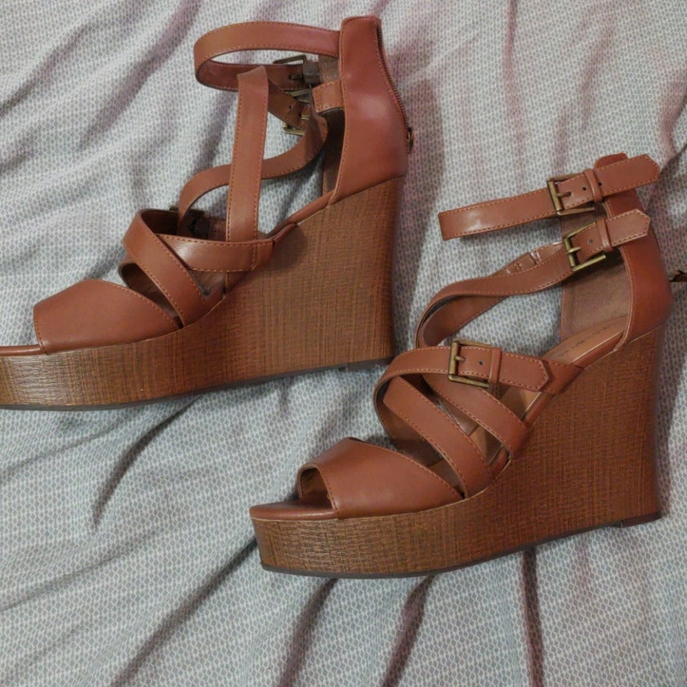 Wedges - Picture 2 of 6